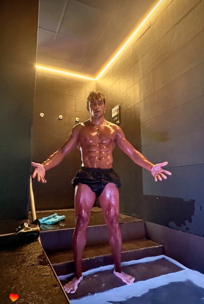 Gaurav Nandipura showing elite conditioning during recovery session